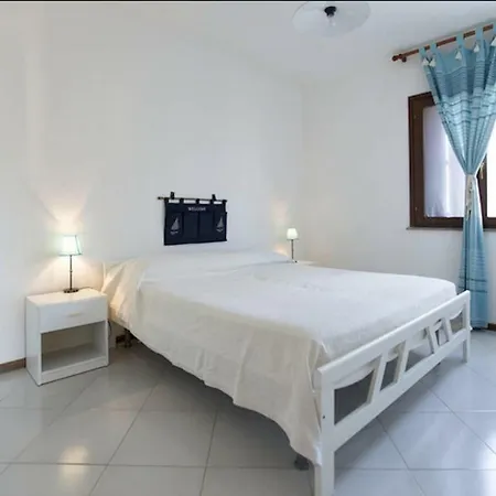 Glicine 7 Holiday home Stintino